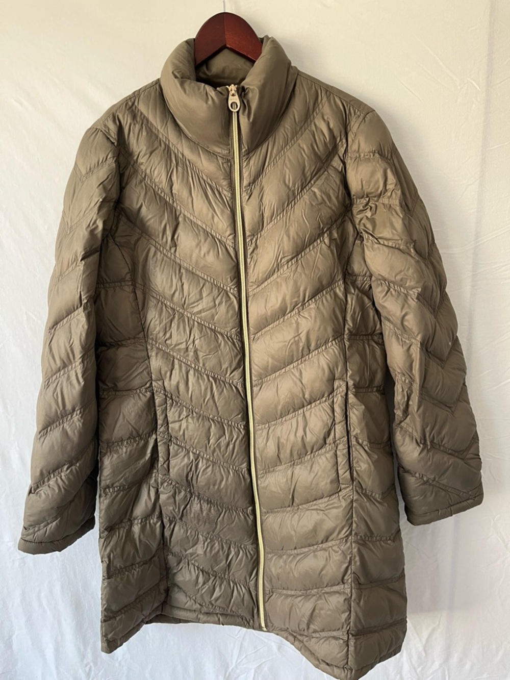 Calvin Klein Packable Lightweight Down Puffer Coat